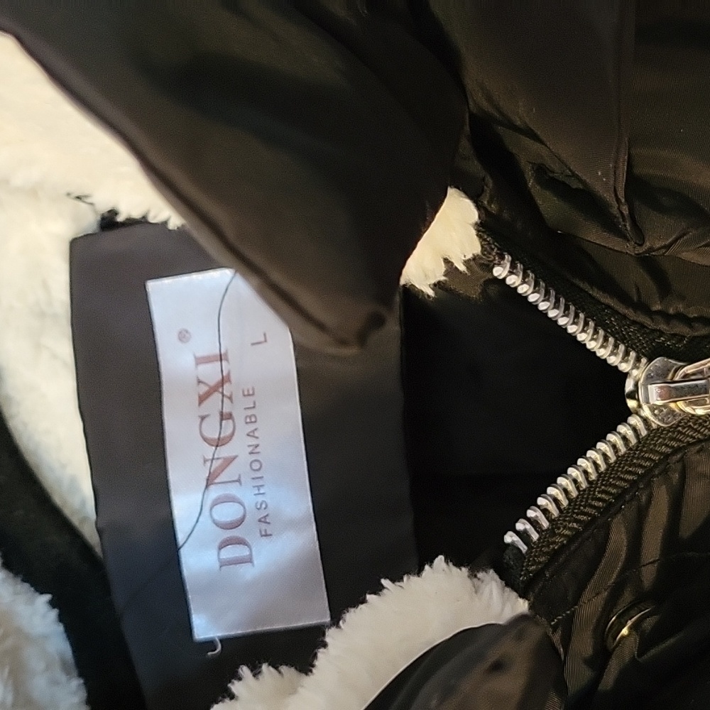 Winter coat - Picture 2 of 4